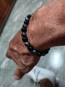 Pulsera Navàl de hematita photo review